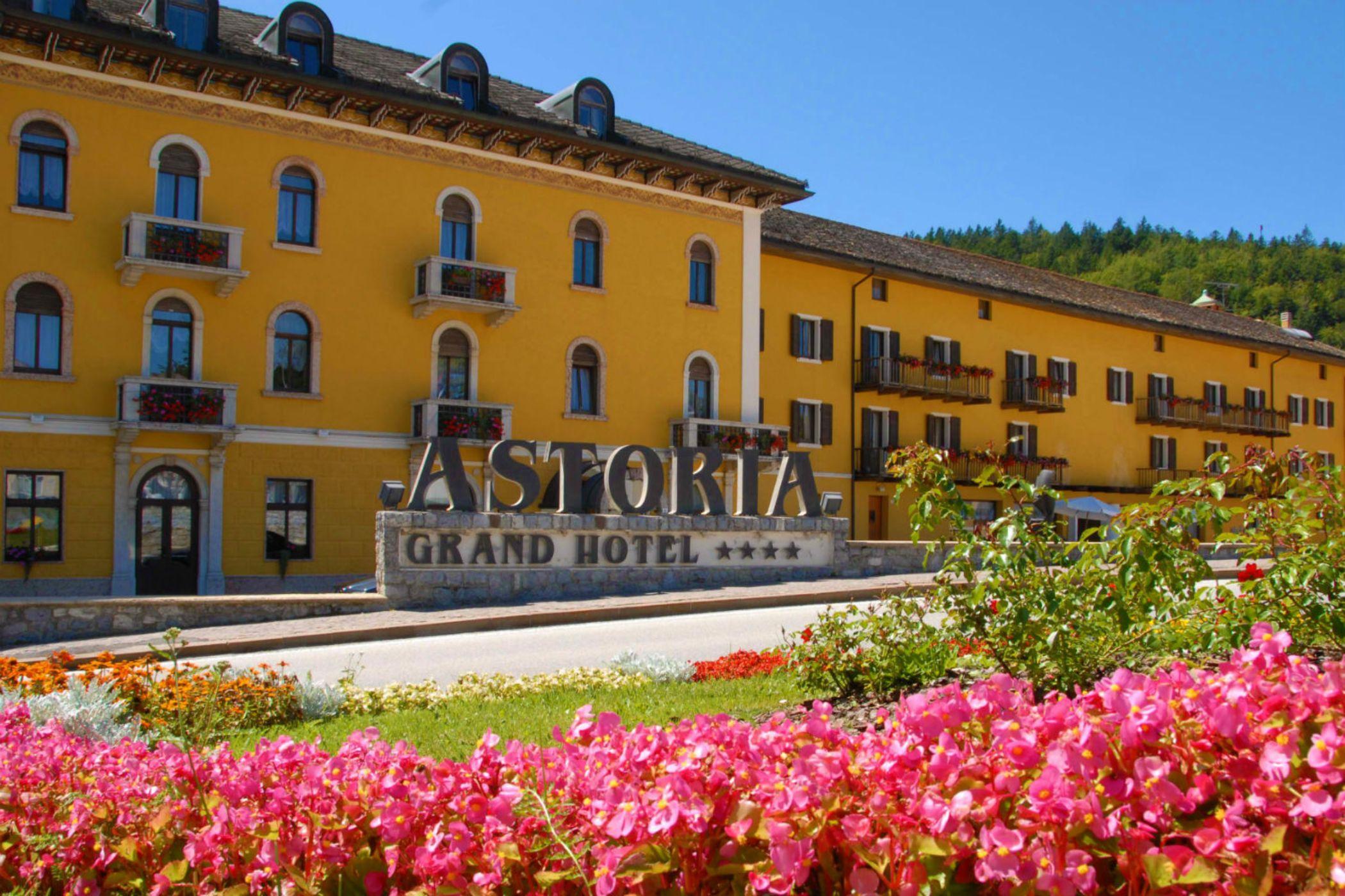 Grand Hotel Astoria Lavarone Extérieur photo