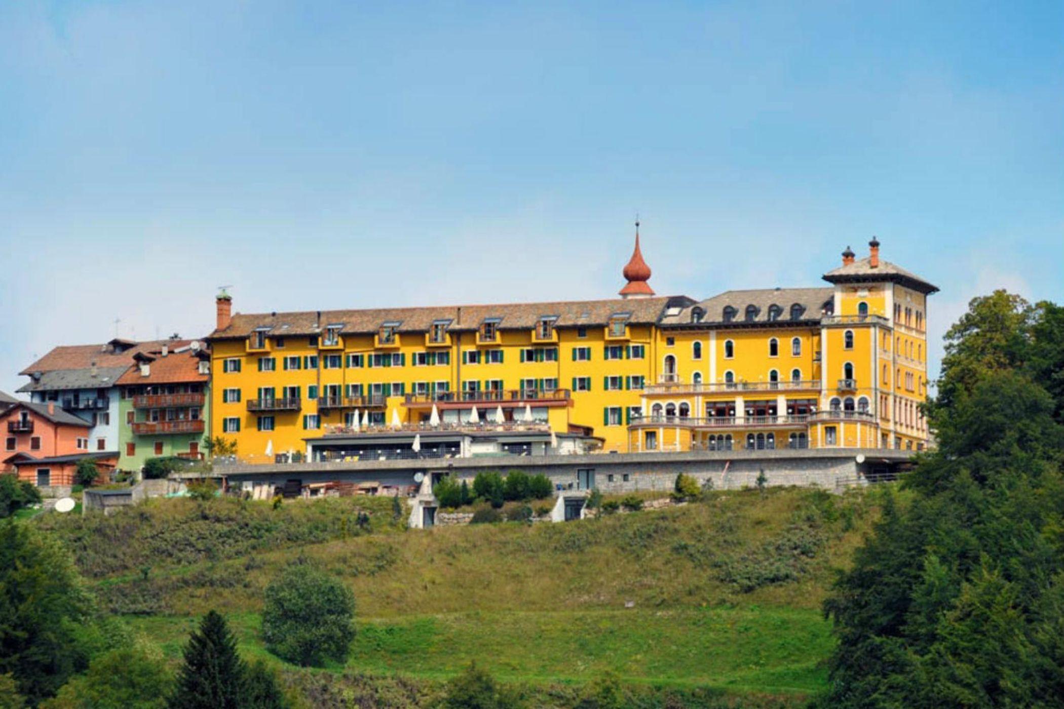 Grand Hotel Astoria Lavarone Extérieur photo