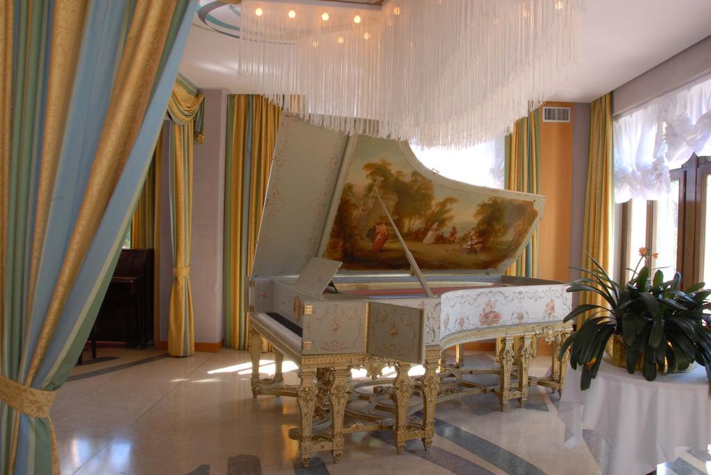 Grand Hotel Astoria Lavarone Extérieur photo
