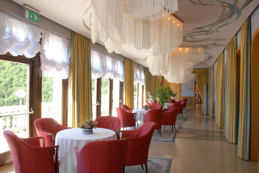 Grand Hotel Astoria Lavarone Extérieur photo
