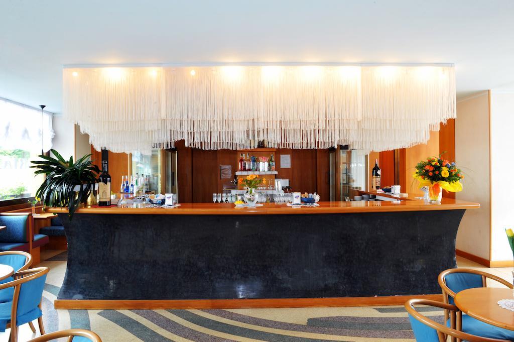 Grand Hotel Astoria Lavarone Extérieur photo
