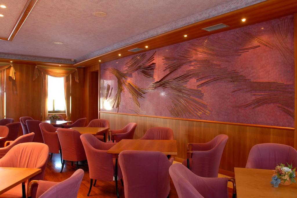Grand Hotel Astoria Lavarone Extérieur photo