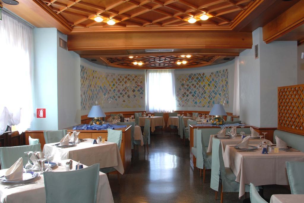 Grand Hotel Astoria Lavarone Extérieur photo